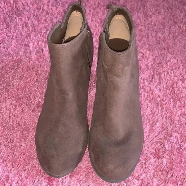 Gap Ankle Booties Brown Size 7 - Image 2