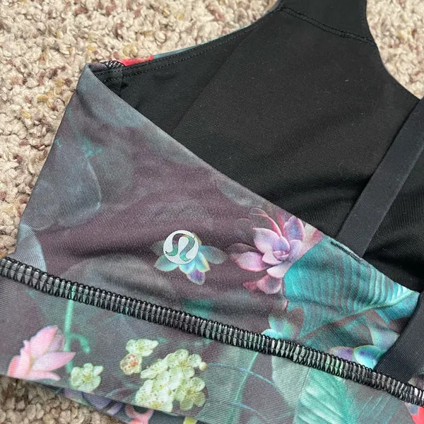 Lululemon Energy Bra Curious Jungle Multi Black size 10 - Image 6