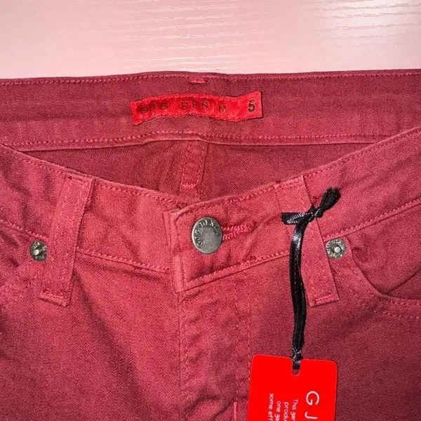 NEW GJG Denin Maroon Skinny Jeans Size 5 - Image 8