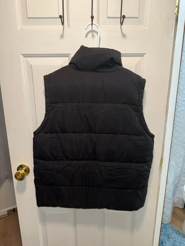 Puffer Vest Black Size M - Image 3