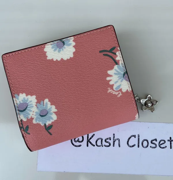 Coach Women's Boxed Daisy Printed Snap Wallet - Image 2