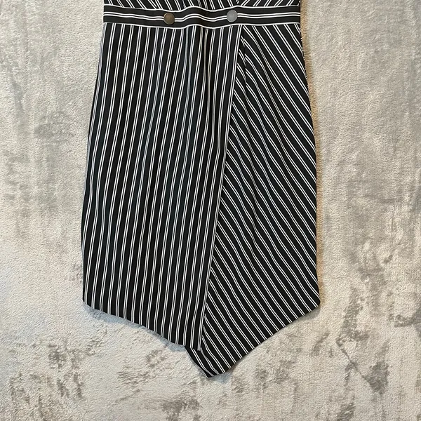 Hutch Indira Asymmetrical‎ Striped V-Neck Wrap Dress Size Small Black & White - Image 4