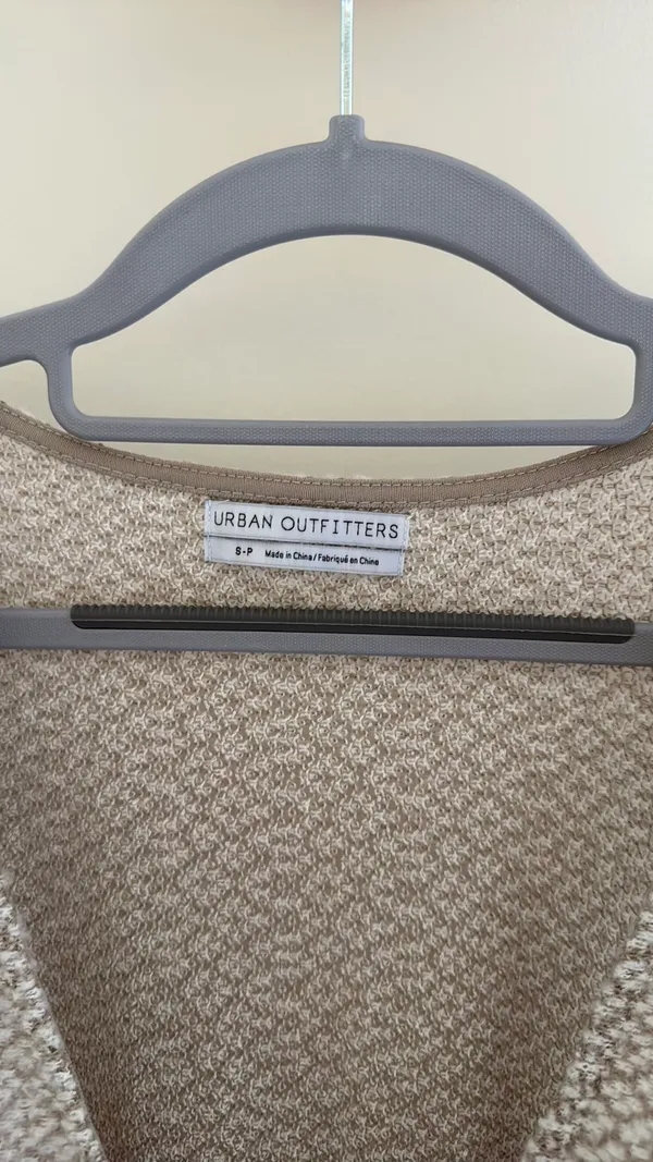 Urban Outfitters Cropped Sweater - Image 3