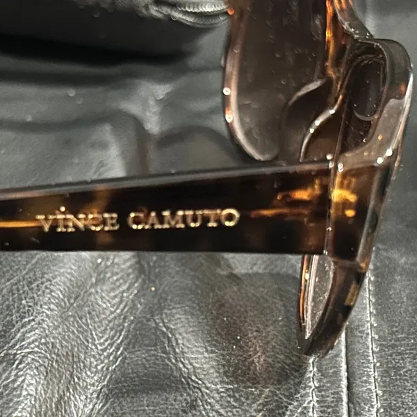 Vince Camuto Brown Sunglasses - Image 4