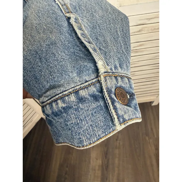 VINTAGE LEVI STRAUSS Women's XL Denim Jean Button Trucker Jacket Heart Patches - Image 12