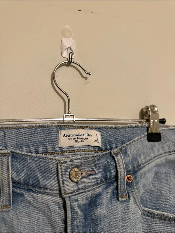 Abercrombie & Fitch High Rise 90s Relaxed Jean Size 28/6 - Image 9