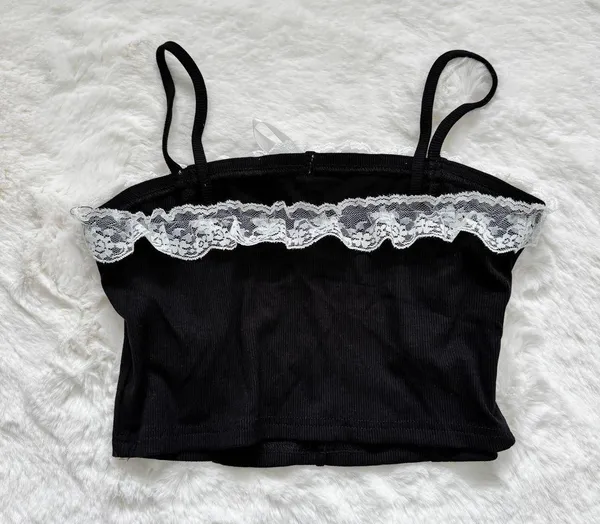 Dazy Women's Black Tank Top White Lace - Image 3
