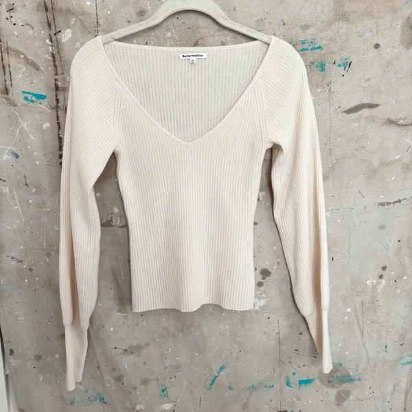 Reformation Hart Cashmere Sweater in Ivory - Image 2