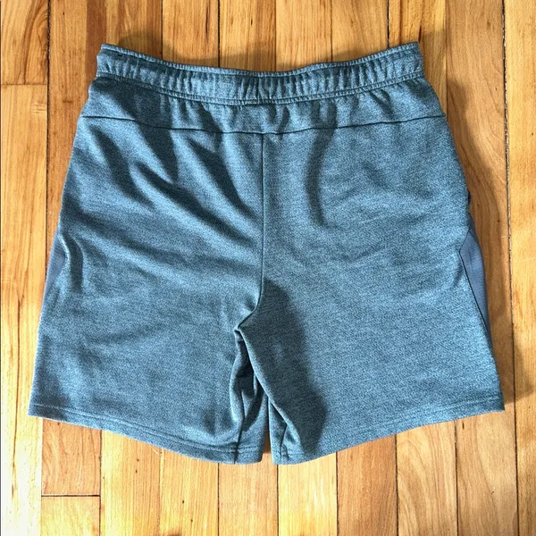 Nike 7” Inseam Silver/Gray Shorts - Image 2