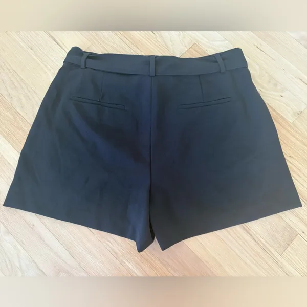 LOFT Women’s Black Dress Shorts - Image 7