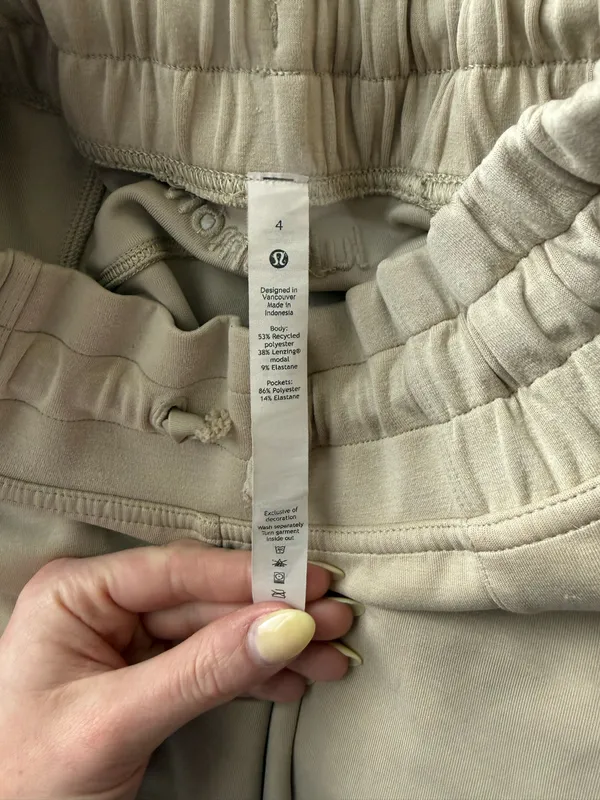 Lululemon Shorts Soft Ambitions High-Rise - Image 9