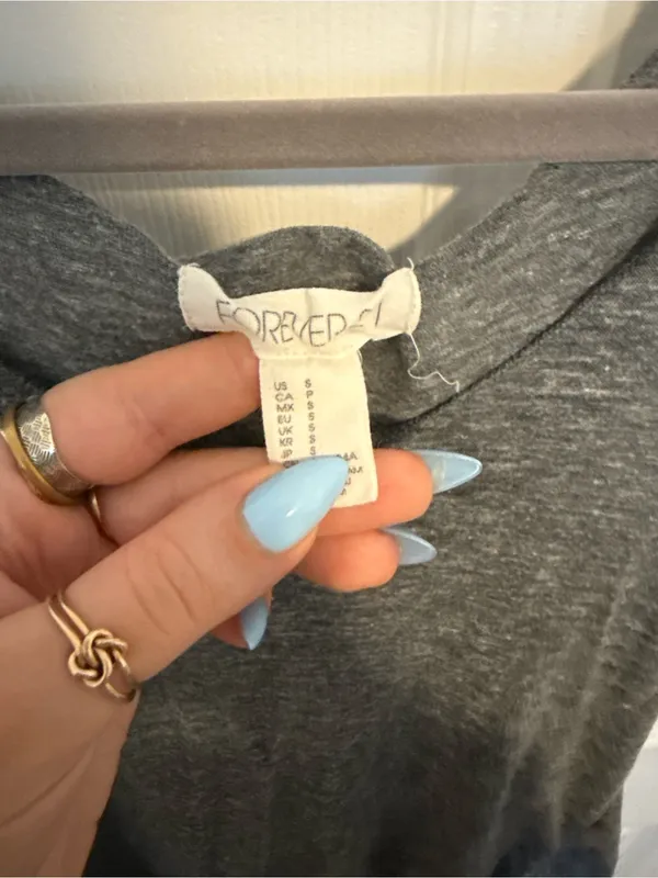 Small Forever 21 Gray Tank Top - Image 2