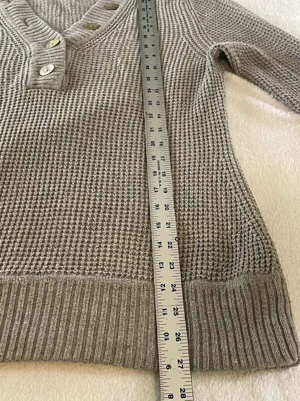 Women’s sweater gray size large natural reflections. SKU 2122 - Image 4