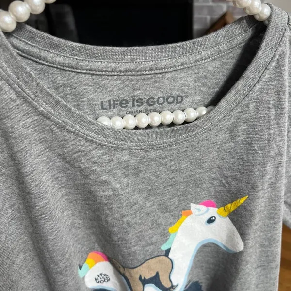 Life is good women’s‎ sloth T-shirt size small - Image 2