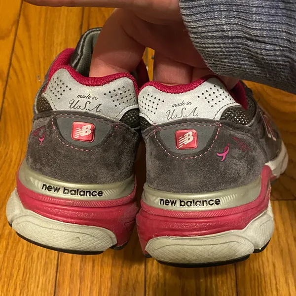 New Balance 990v3 Breast Cancer Awareness Made in USA‎ Gray Pink Size 6.5 - Image 3