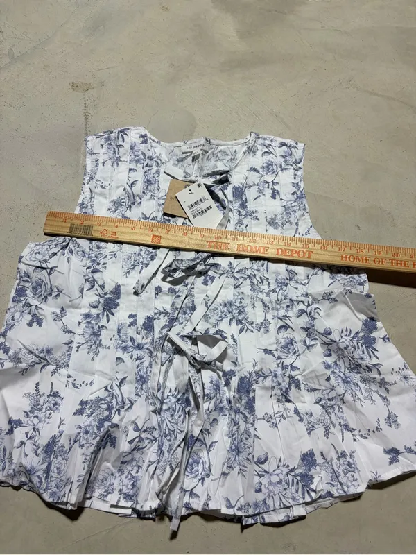 Blu pepper NWT Floral toile sleeveless pleated front tie blouse large - Image 9