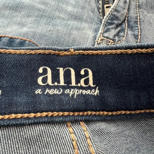 898 | a.n.a‎ High-Rise Distressed Raw Hem Jegging Blue Women 4P - Image 5