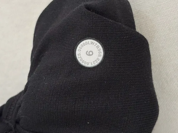 Lululemon Ribbed Contoured High-Rise Short 8", Black - Image 5