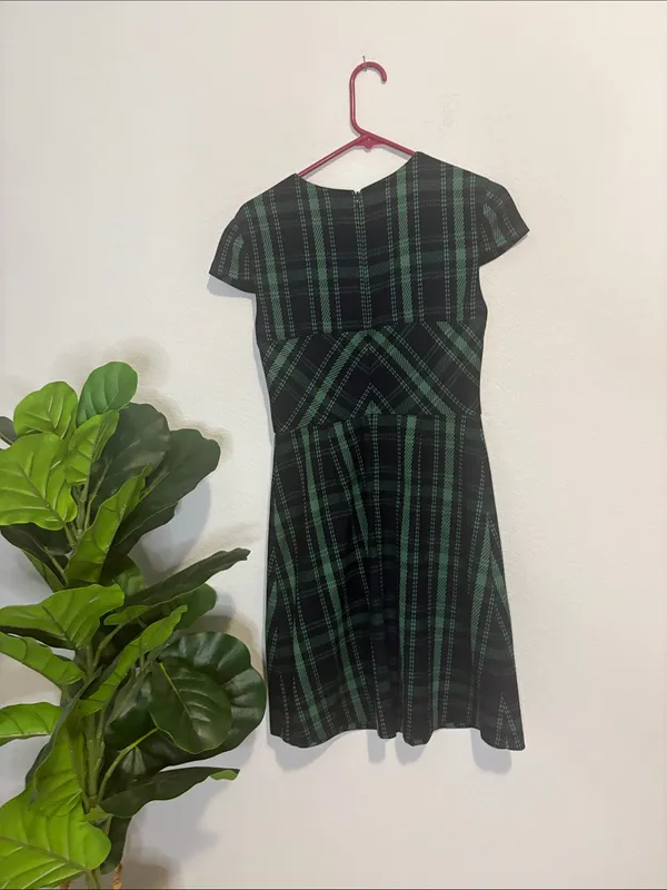 Vince Camuto Green Plaid Cap-Sleeve Fit & Flare Dress 4 - Image 4
