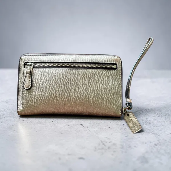 Classic rose gold coach wallet  - Image 2