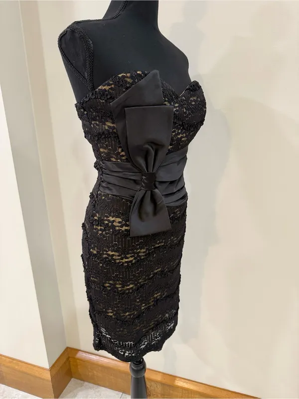 Mystic black bow lace sequin formal homecoming dress size M - Image 2