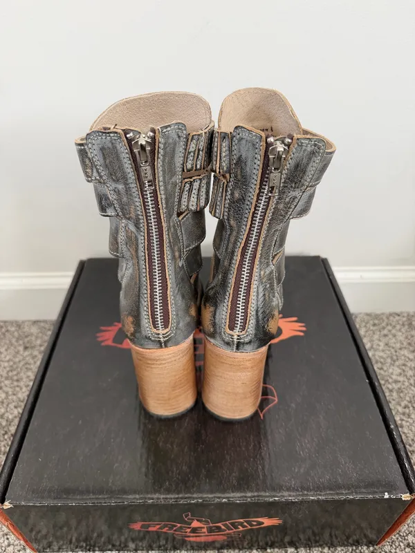 FREEBIRD by Steven Jagger Ice Boots - Image 4