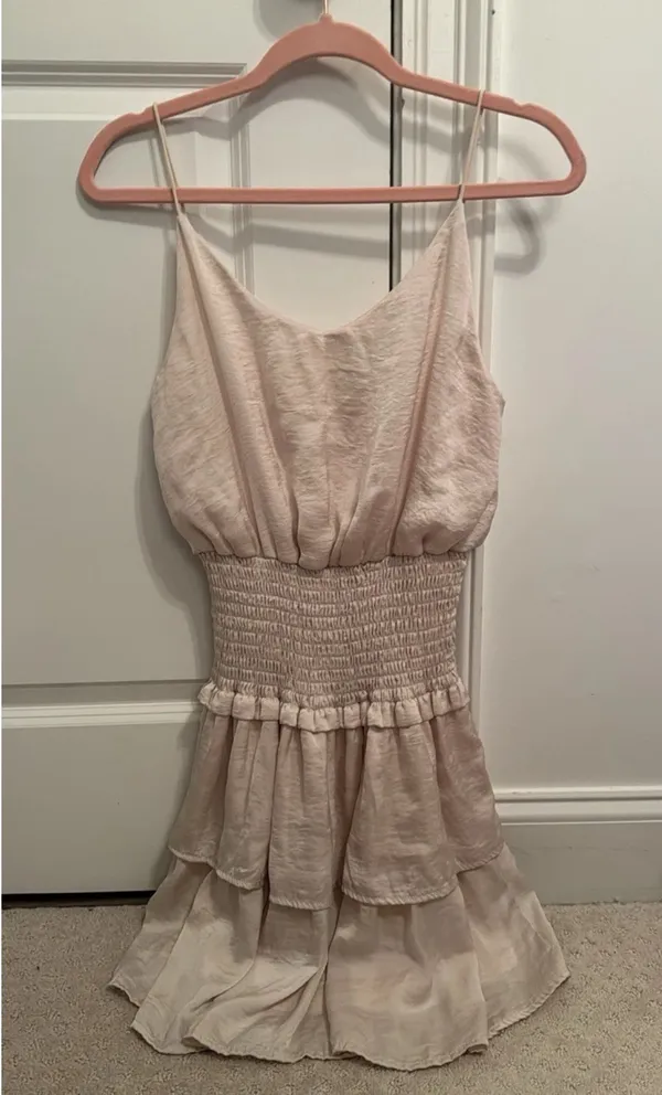 She + Sky Frilly Layered Cream Dress Size Medium - Image 4