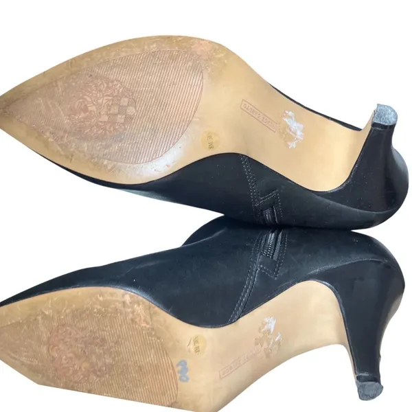 Minimalist Pointed Toe Leather Stiletto Ankle Bootie Vince Camuto 8M Black 8 - Image 4