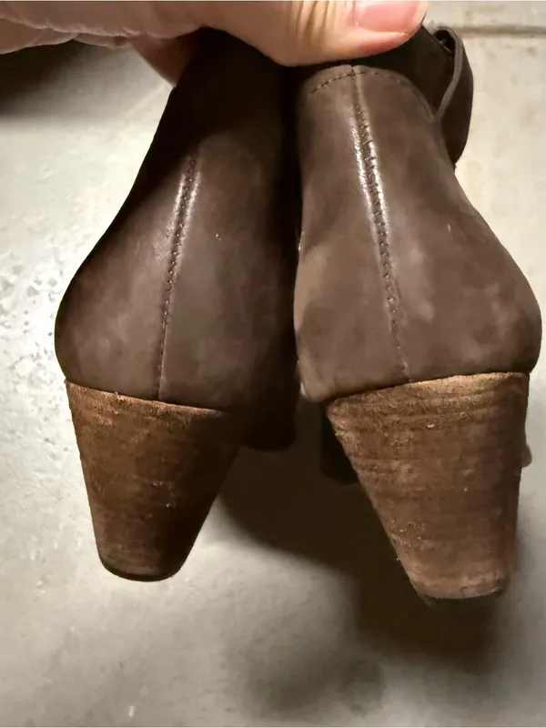 Frye Reina Western Ankle Bootie Brown Leather Size 7.5 EUC - Image 4