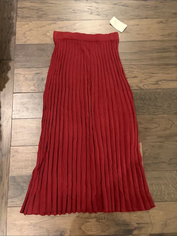 New With Tags A New Day Burgundy Rib Knit Sweater Skirt Sz M - Image 4