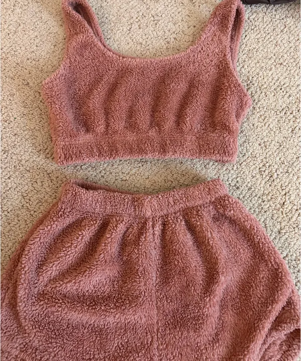 Amazon Fluffy pajama set two piece - Image 2