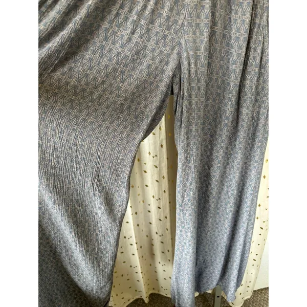 Mahina Boutique Women's Smocked Waist Side Pockets Wide Leg Palazzo Pants S - Image 2