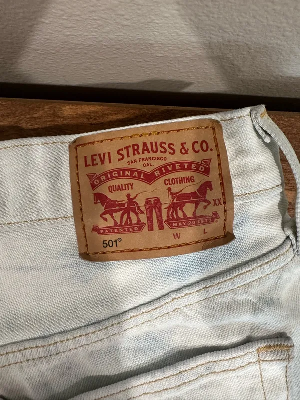 Levi’s 501 Original High Rise Cutoff Denim Shorts W30 Light Wash - Image 3