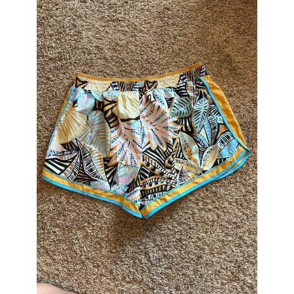 Tek Gear colorful patterned lined athletic shorts - Image 3