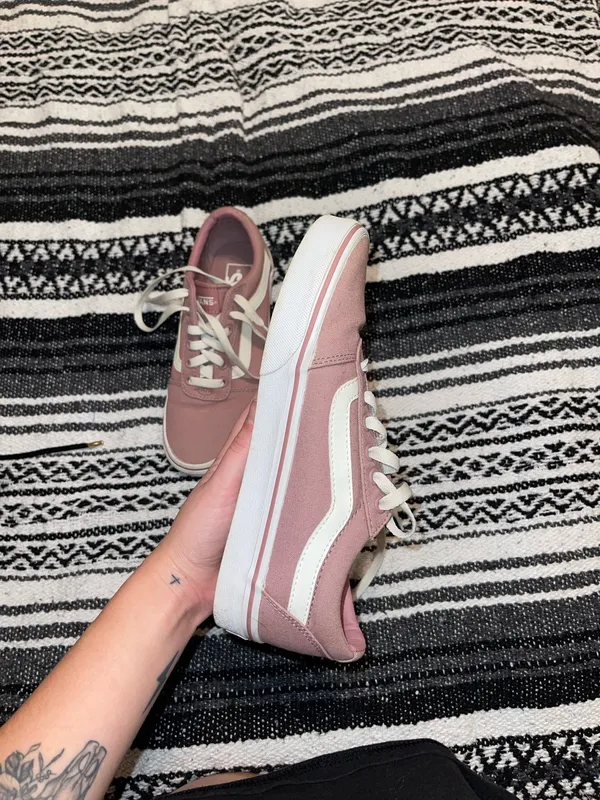 Women’s Vans Skate Shoes - Image 2