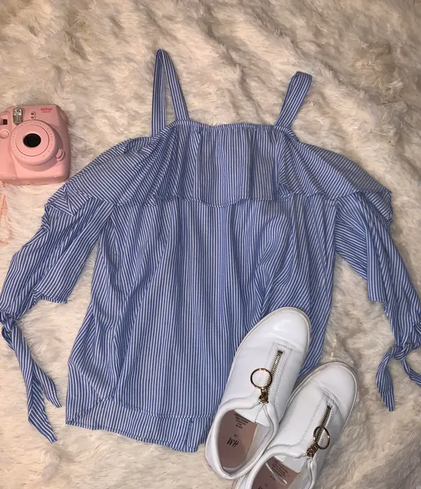 Summer Top Blue Size M - Image 2
