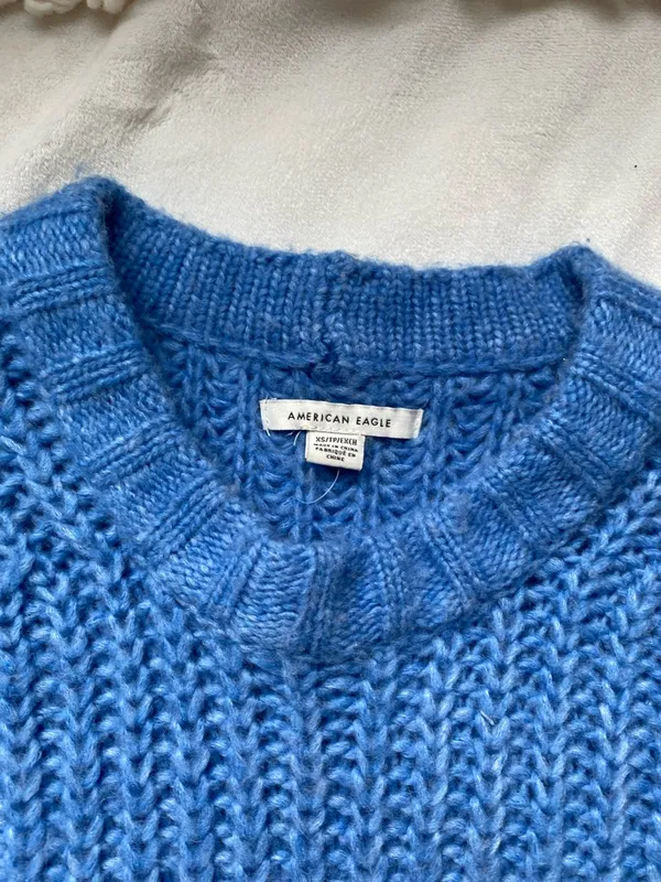 American Eagle Outfitters Blue Cropped Chunky Crewneck Sweater - Image 3