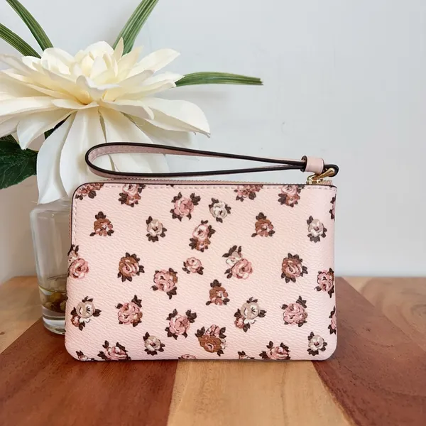 NWT Coach Corner Zip Wristlet With Rosette Print‎ - Image 2