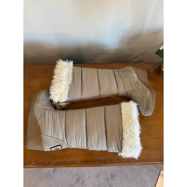 Juicy Couture Vintage Fur Trim Snow Boots Taupe 10 - Image 6