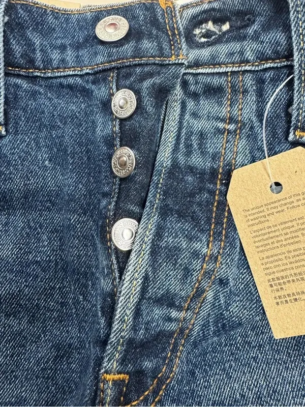 NEW Levi’s 501 Cutoff Button Fly Shorts Women’s 25 - Image 2