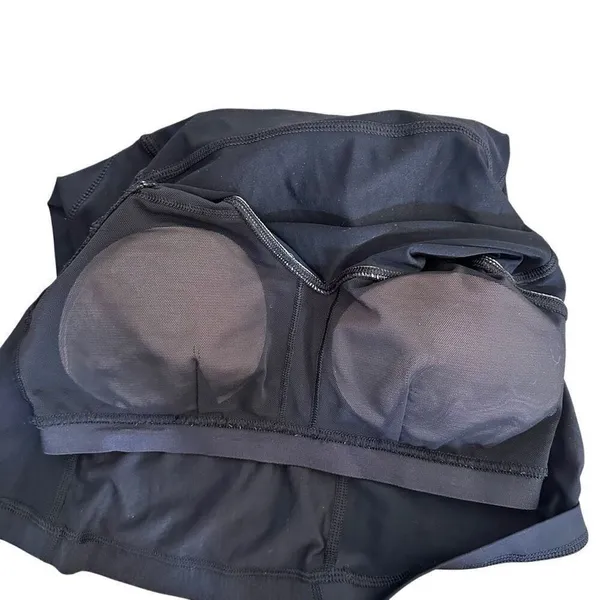 Lululemon black tank top - Image 7