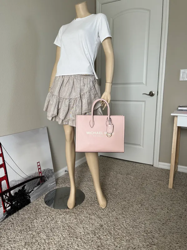 Michael Kors Purse - Image 9