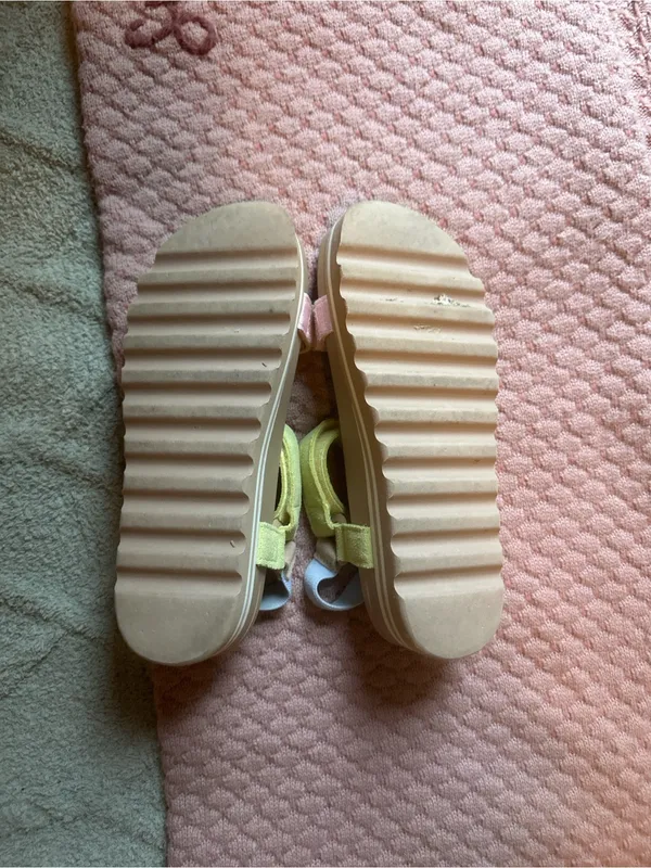 REEF platform sandals - worn maybe once - Image 6