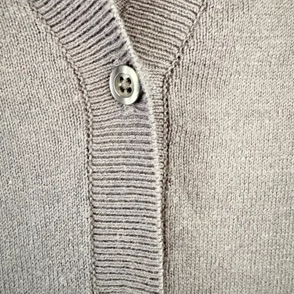 Banana Republic‎ Womens Dusty Blue V-Neck Button Front Cardigan Sweater Size M - Image 8