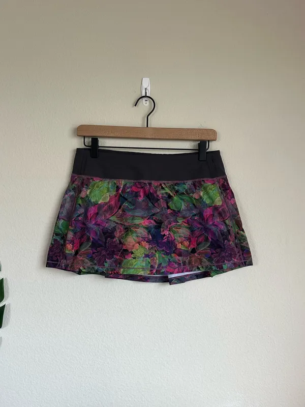 Lululemon Pace Rival Mid-Rise Skirt in Vivid Floral Tone Multi - Image 3