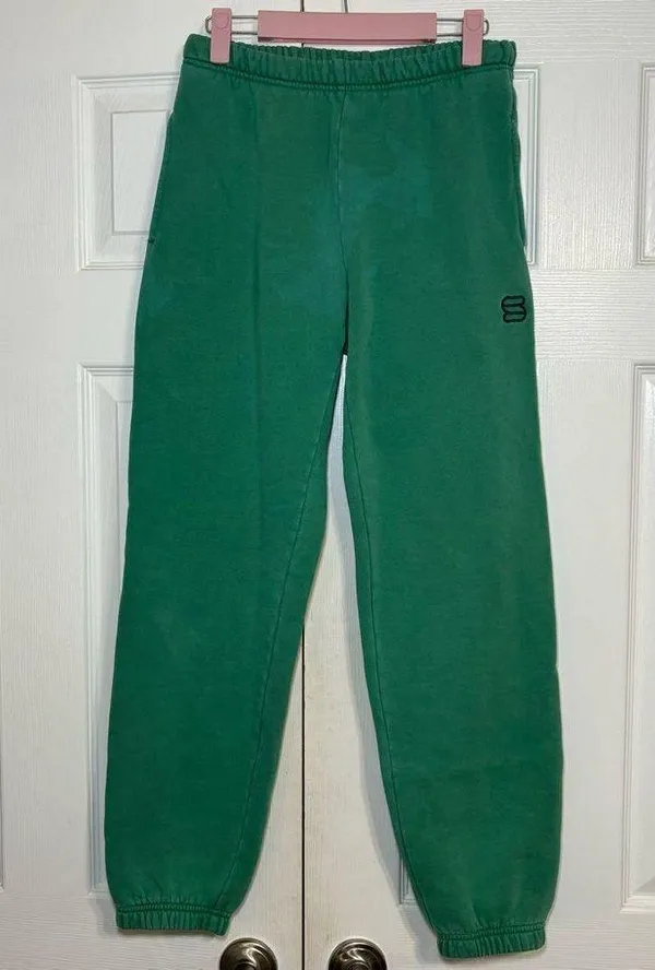 Aritzia Superworld Green Sweatpants - Image 4