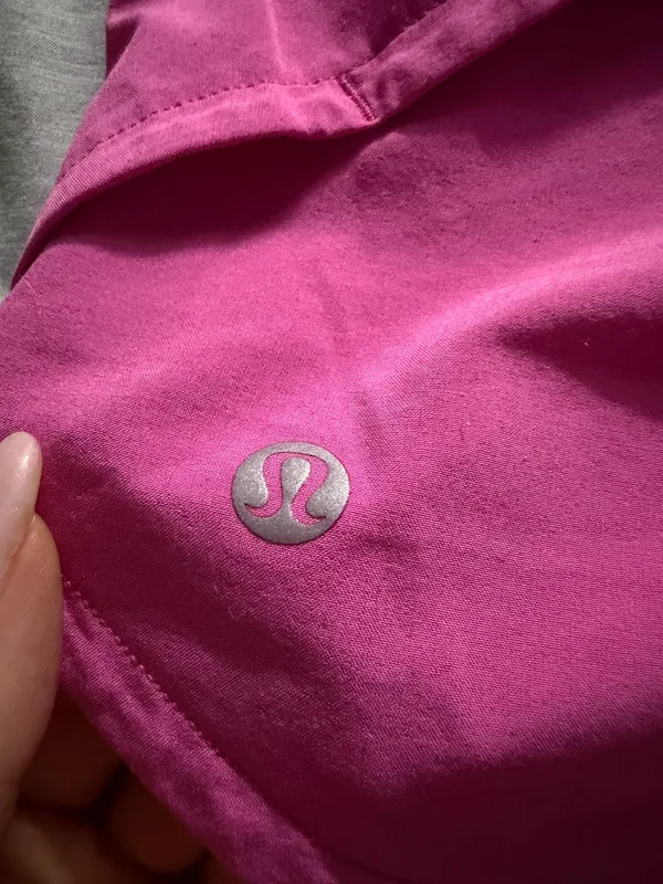 Lululemon Shorts Sonic Pink Speed Up - Image 3