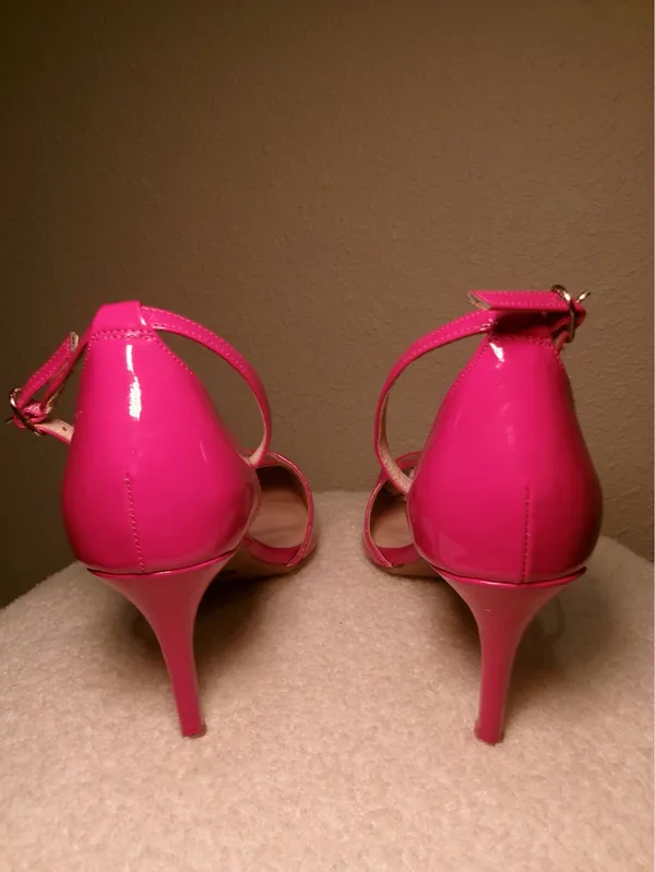 Chinese Laundry Hot Pink Patent Leather Pointed Ankle-Strap Heels - Image 3