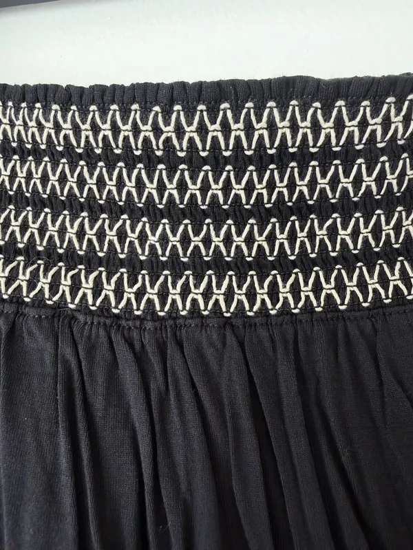Old Navy Off-The-Shoulder Top - Image 3