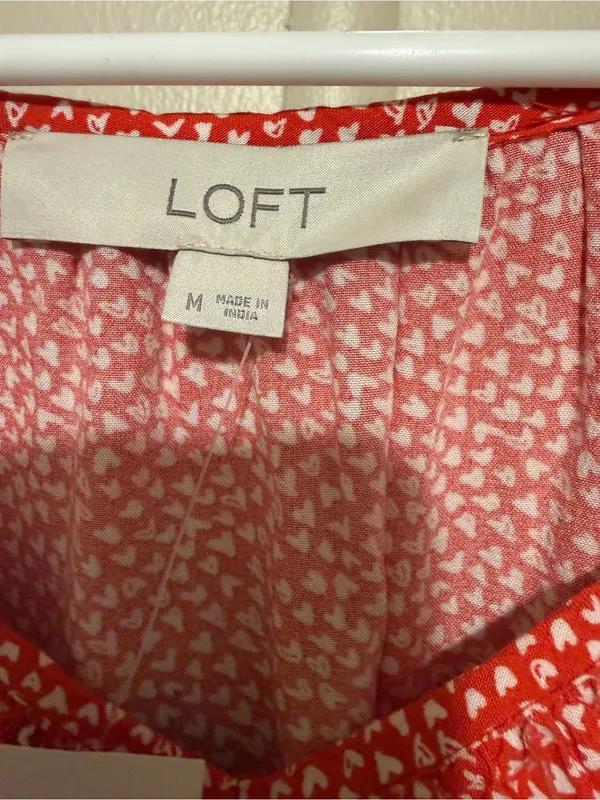 New Womens LOFT Red Ruffled V-Neck Blouse M - Image 3